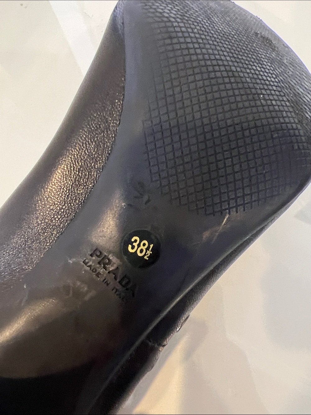 Vintage Prada Black Leather Pumps with Patent Cap Toe - Picture 8 of 8